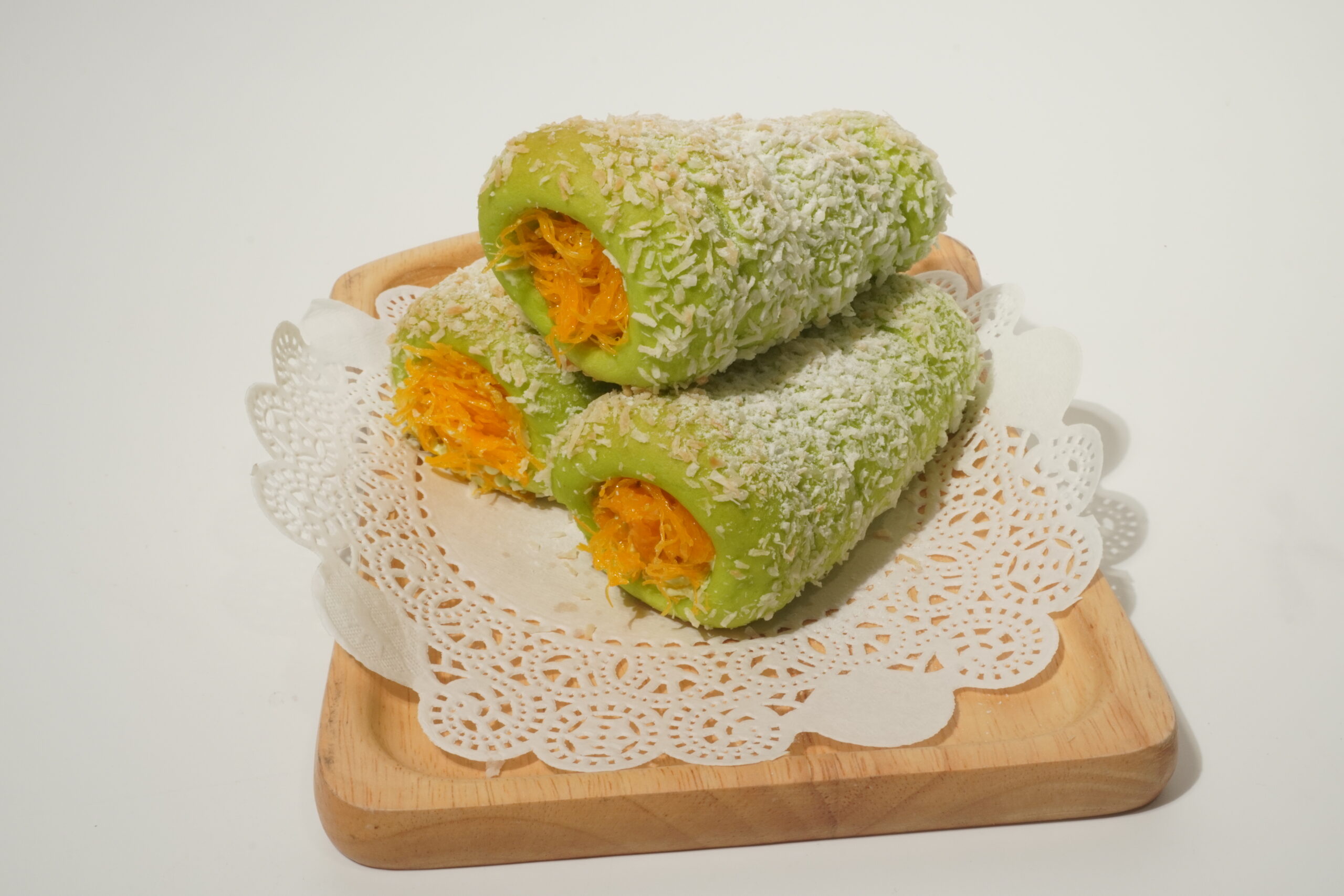 Coconut-Pandan-Cream-horn
