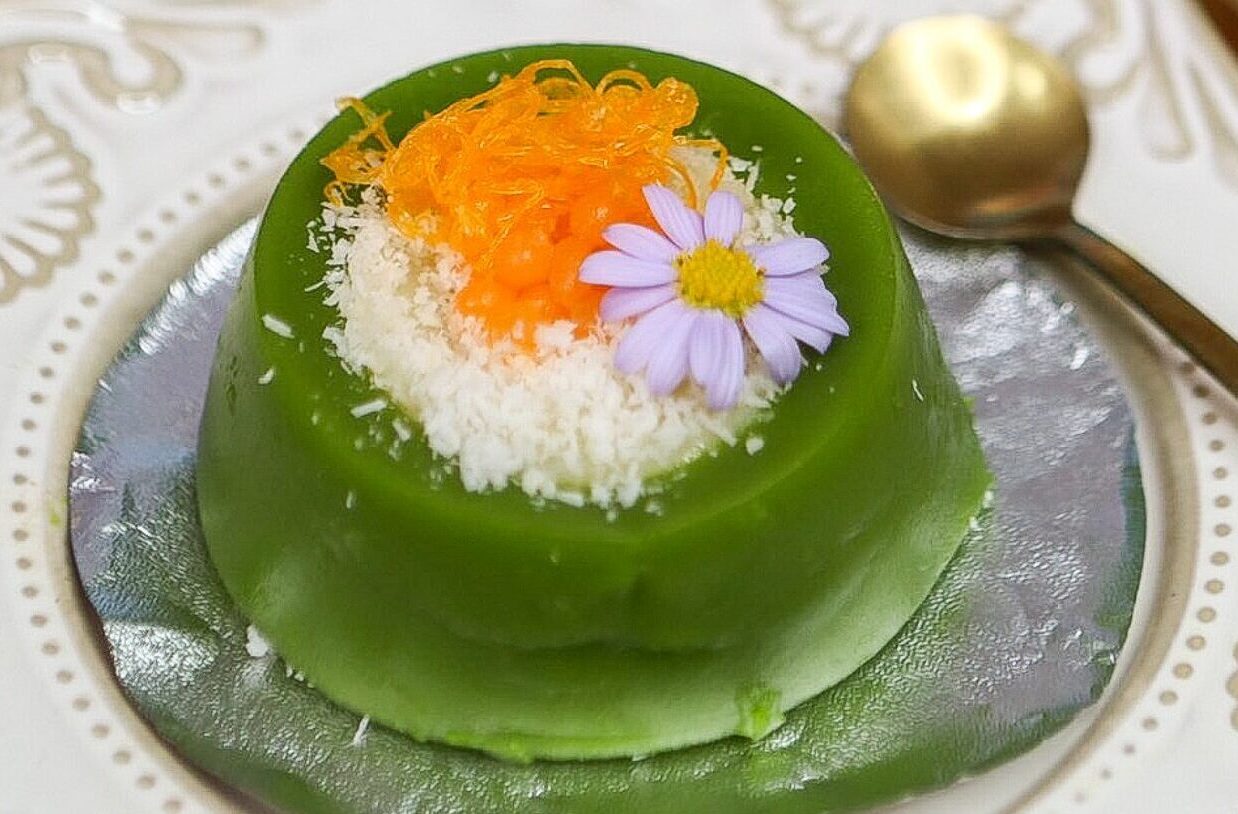 ขนมถ้วยลาวา
